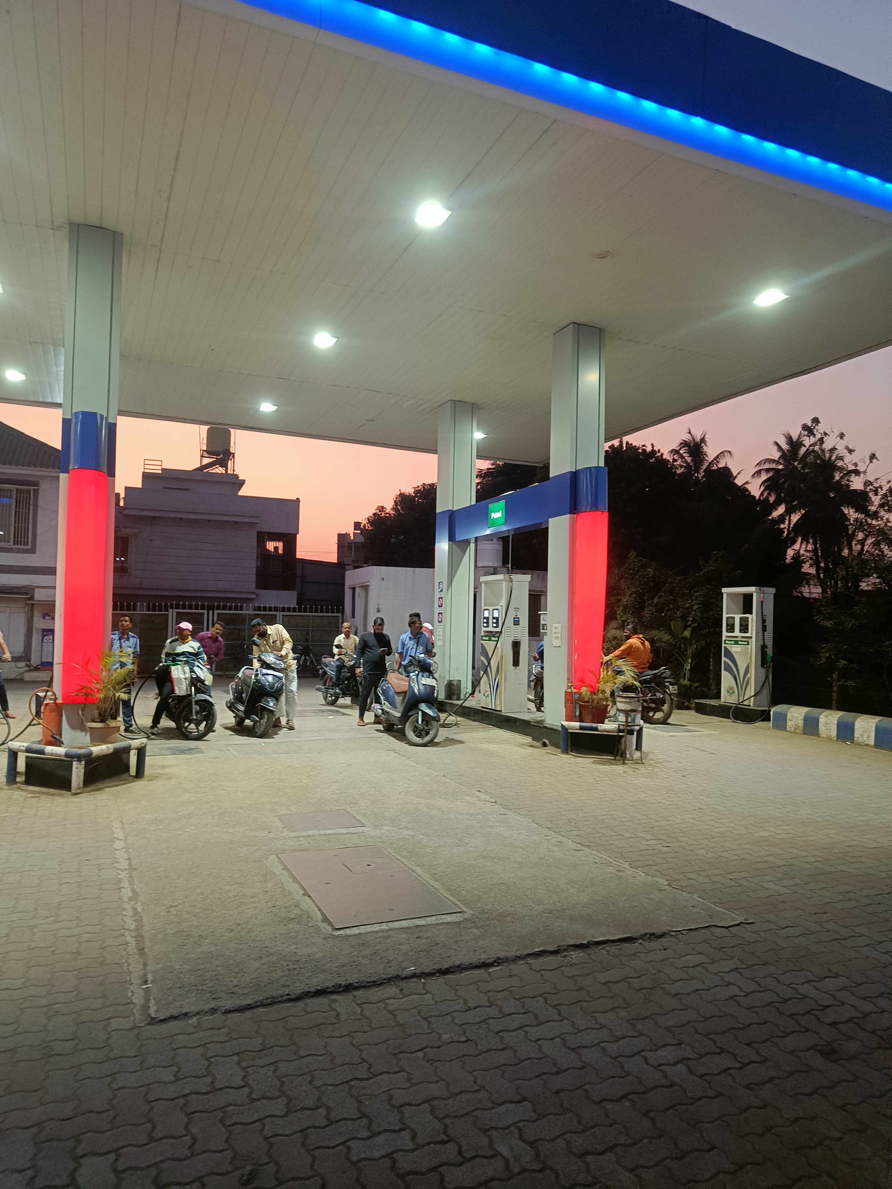 Hindustan Petroleum Corporation Limited - Phaltan, Phaltan