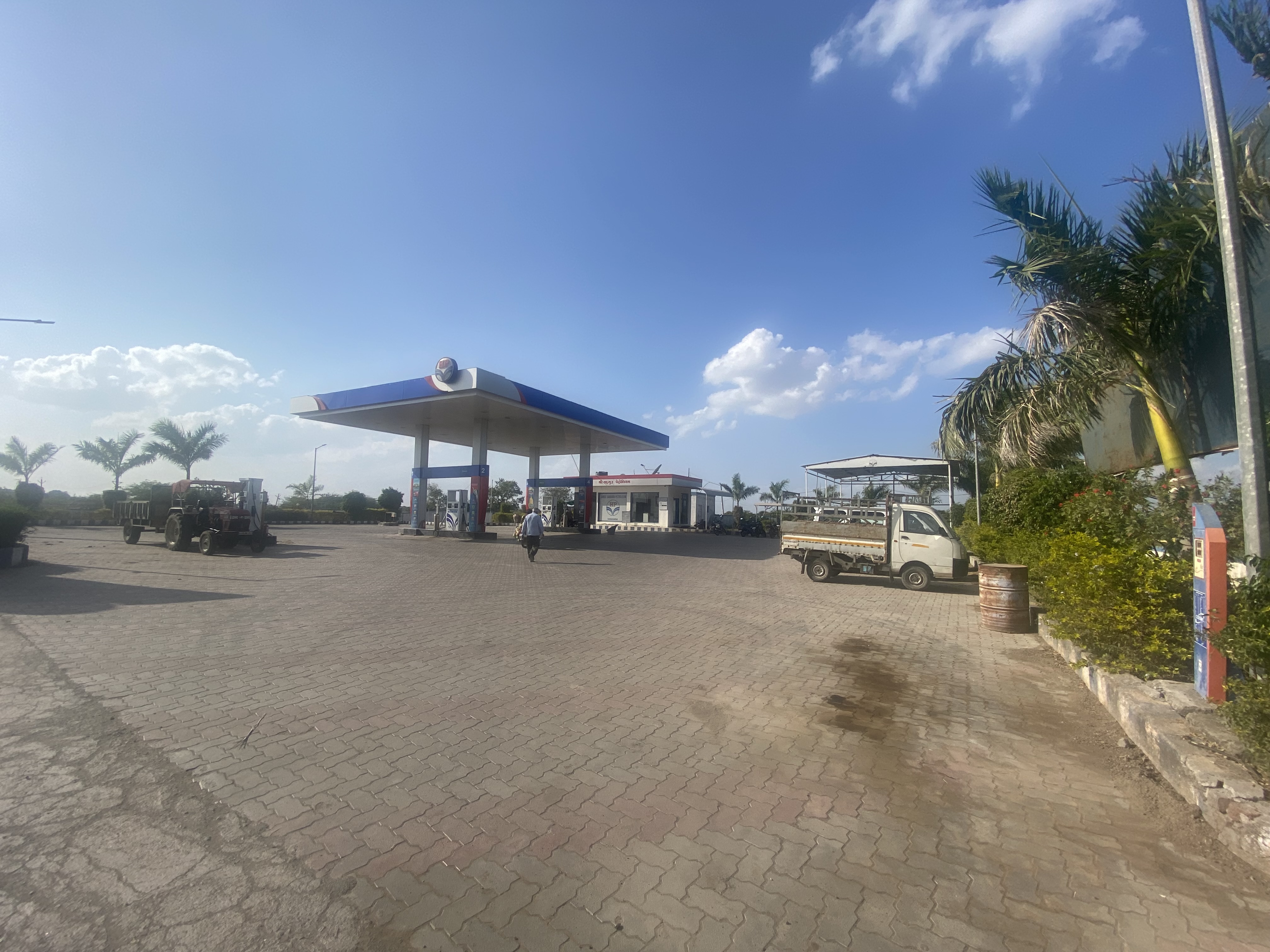 Hindustan Petroleum Corporation Limited - Varsada, Amreli