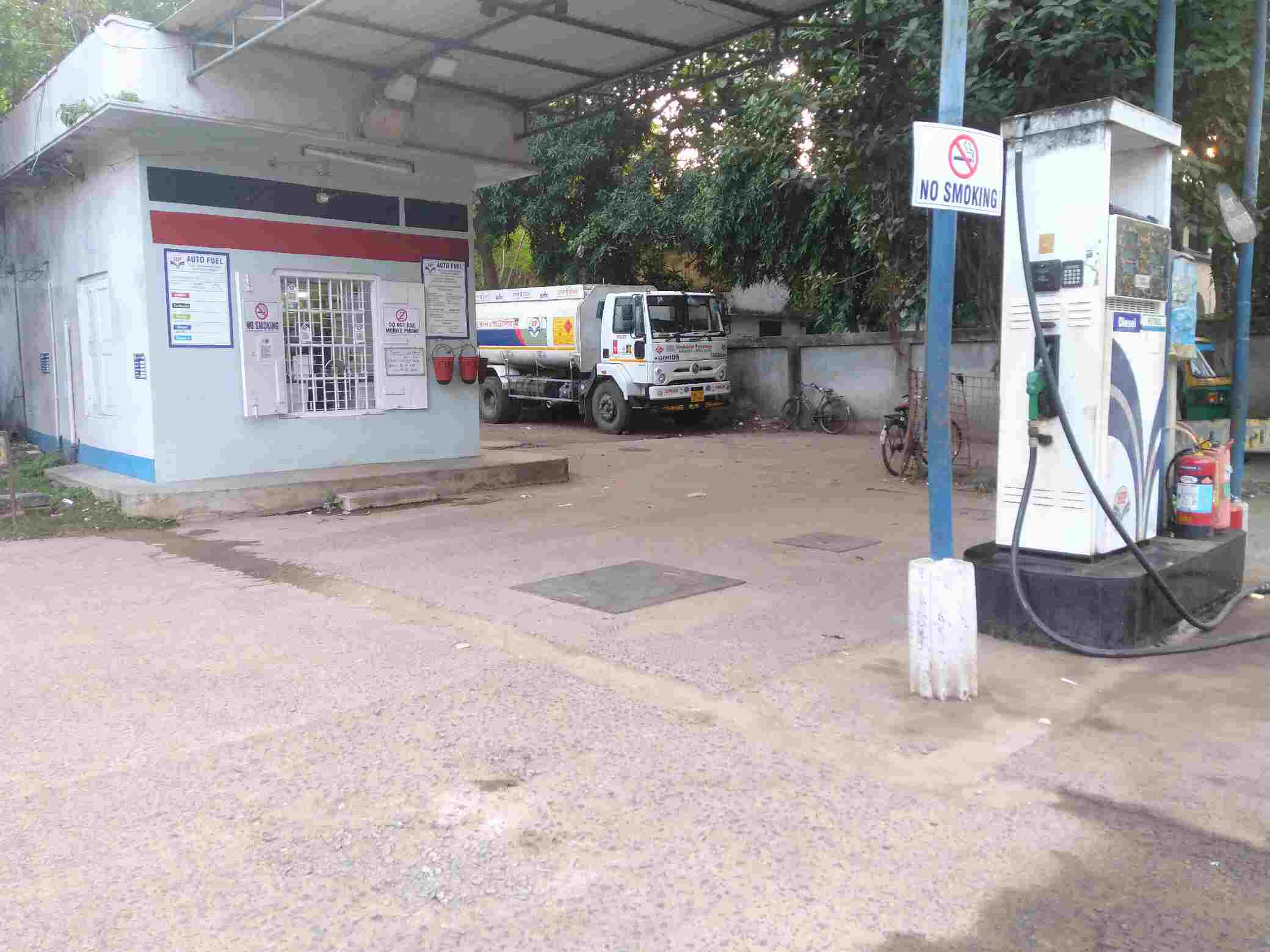 Hindustan Petroleum Corporation Limited - Chinsurah, Hooghly