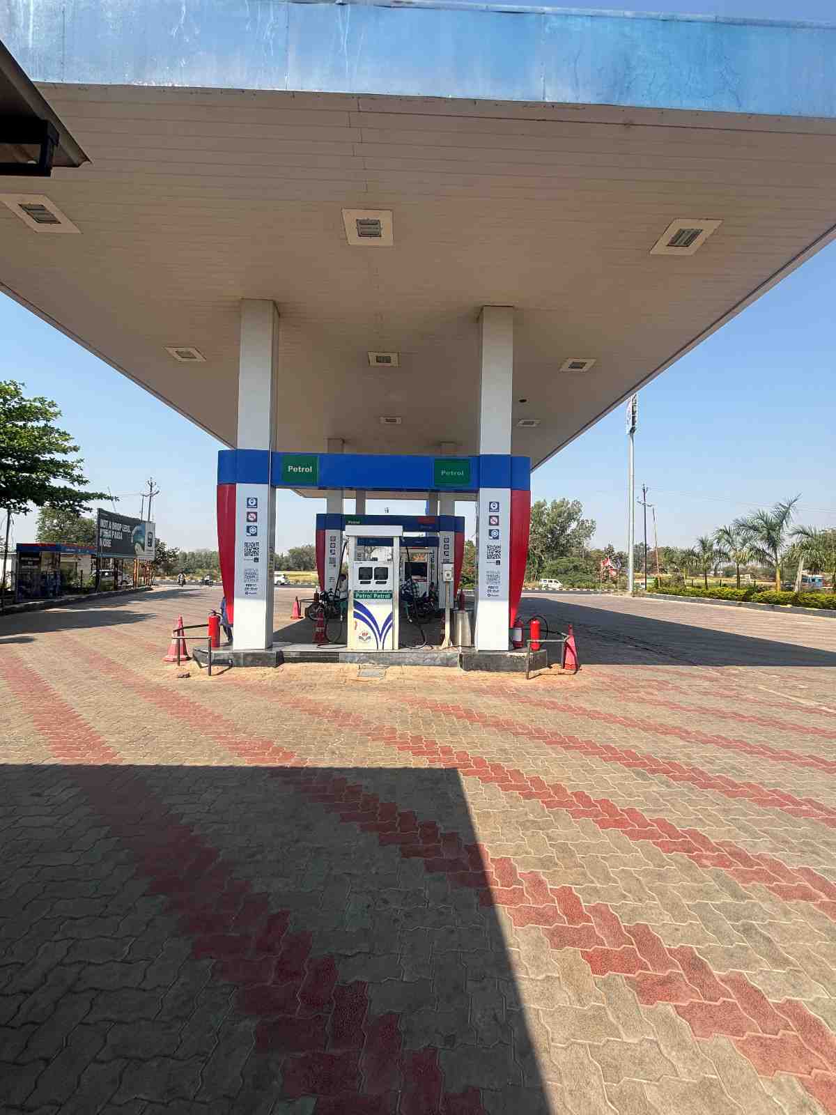 Hindustan Petroleum Corporation Limited - Dalvada, Panch Mahals