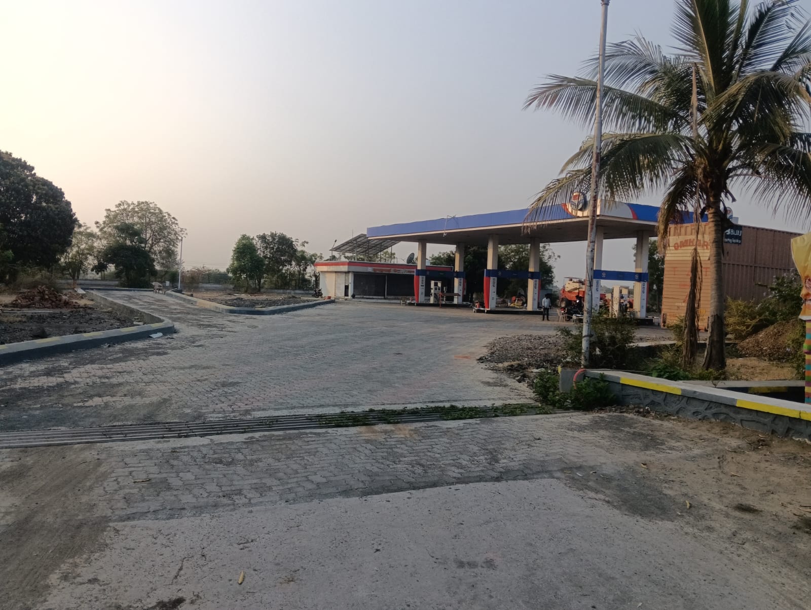 Hindustan Petroleum Corporation Limited - Lokhandi Sawargaon, Beed