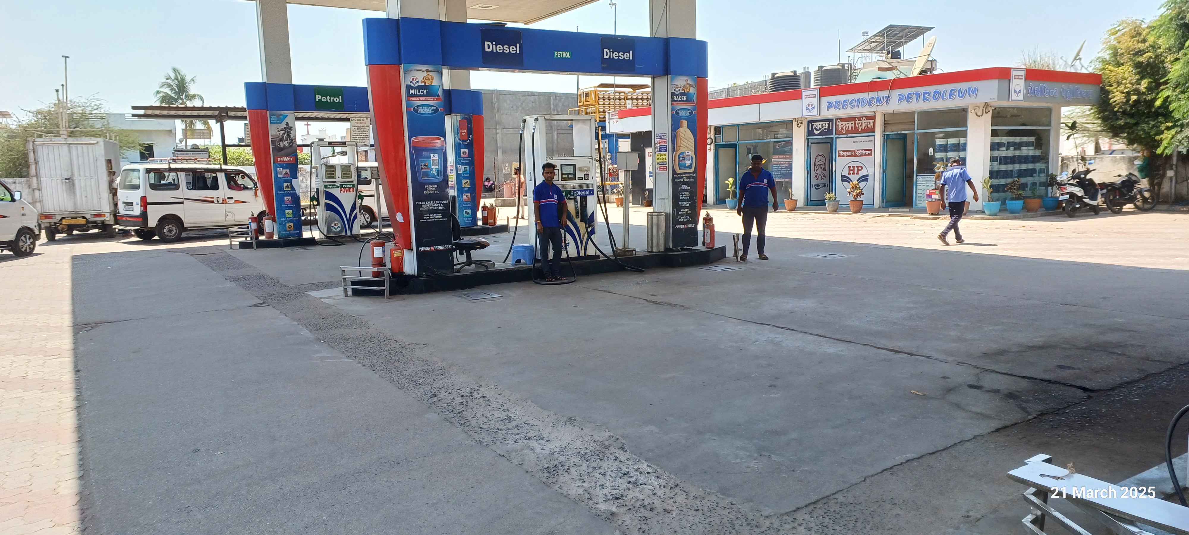 Hindustan Petroleum Corporation Limited - Ahmedabad Highway, Godhra