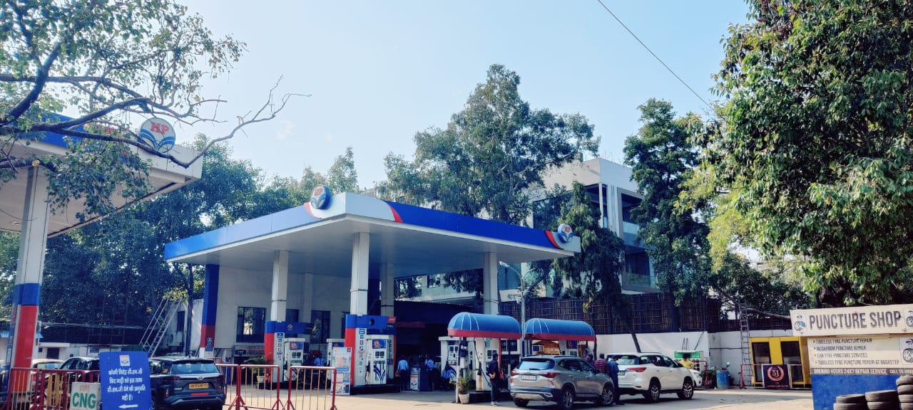 Hindustan Petroleum Corporation Limited - Friends Colony, New Delhi