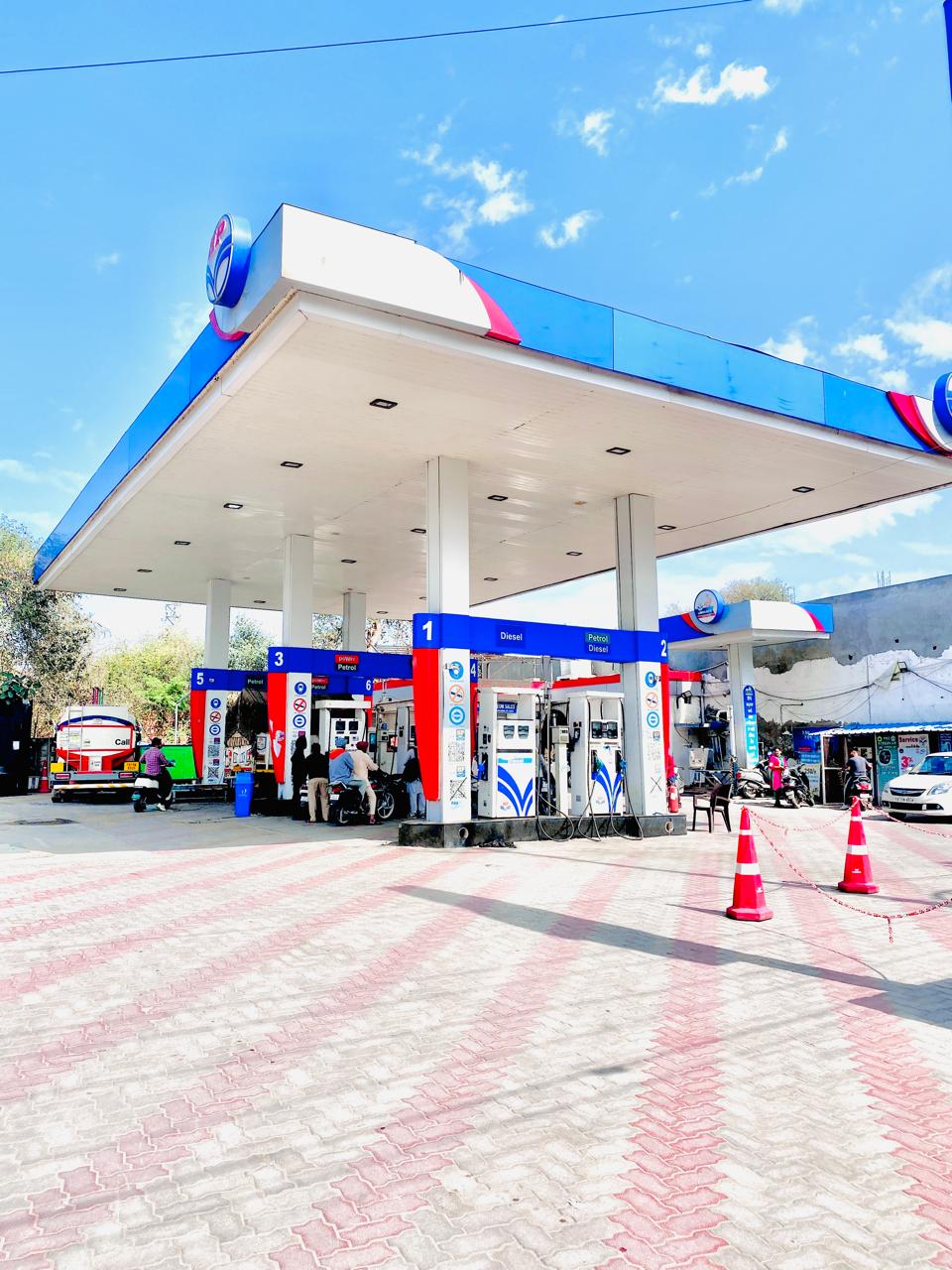 Hindustan Petroleum Corporation Limited - Pakka College Road, Barnala