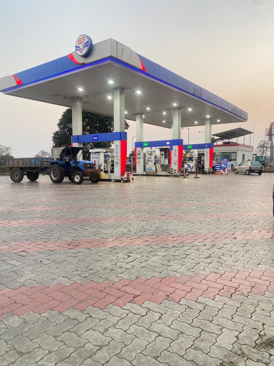 Hindustan Petroleum Corporation Limited - Gadhinglaj Nesari Road, Gadhinglaj