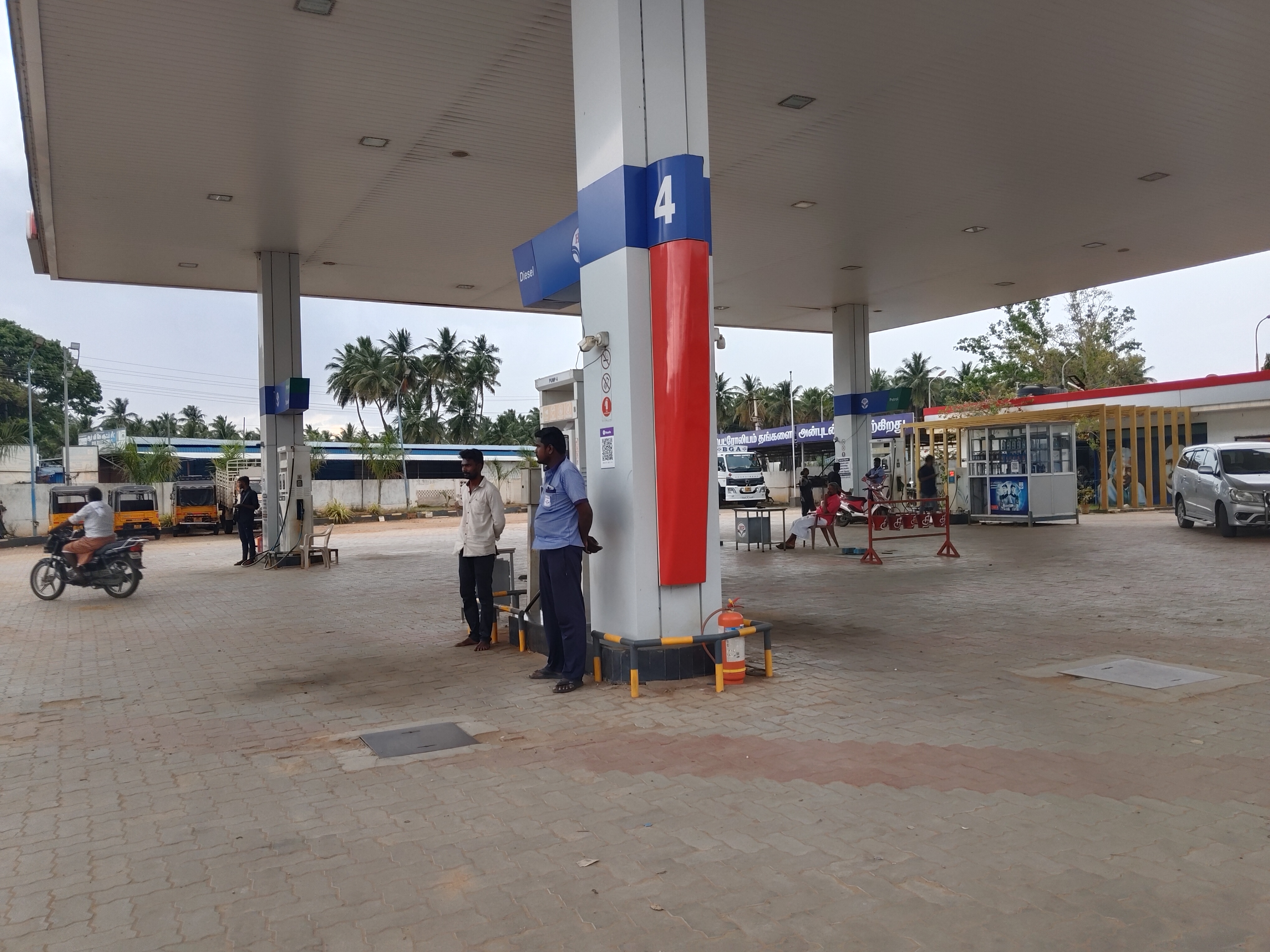 Hindustan Petroleum Corporation Limited - Chinnamanur, Theni