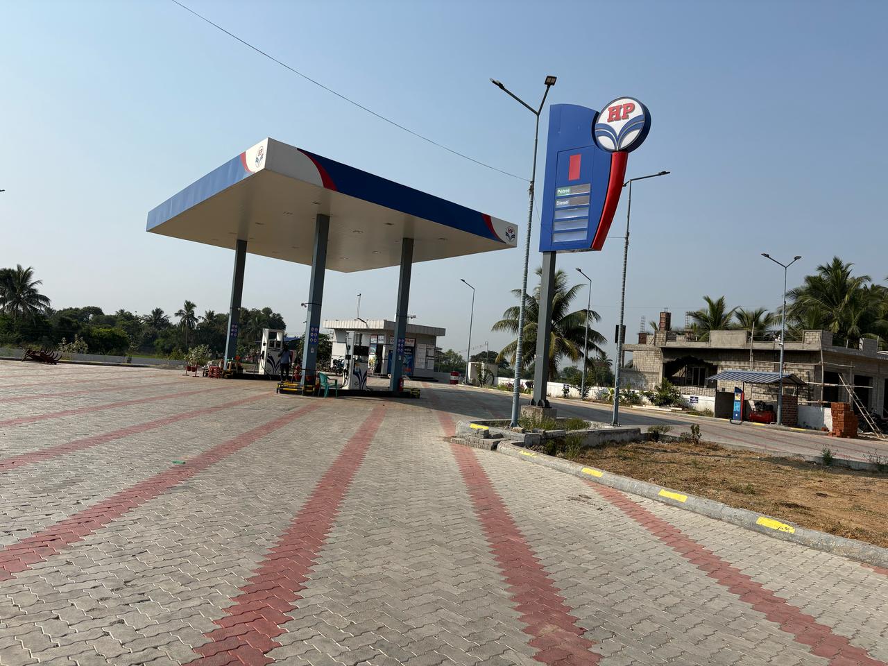 Hindustan Petroleum Corporation Limited - Kadaladi Main Road, Tiruvannamalai
