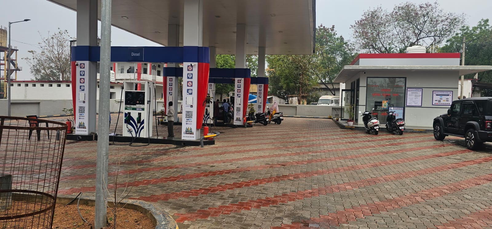 Hindustan Petroleum Corporation Limited - Hospital Road, Baikunthpur