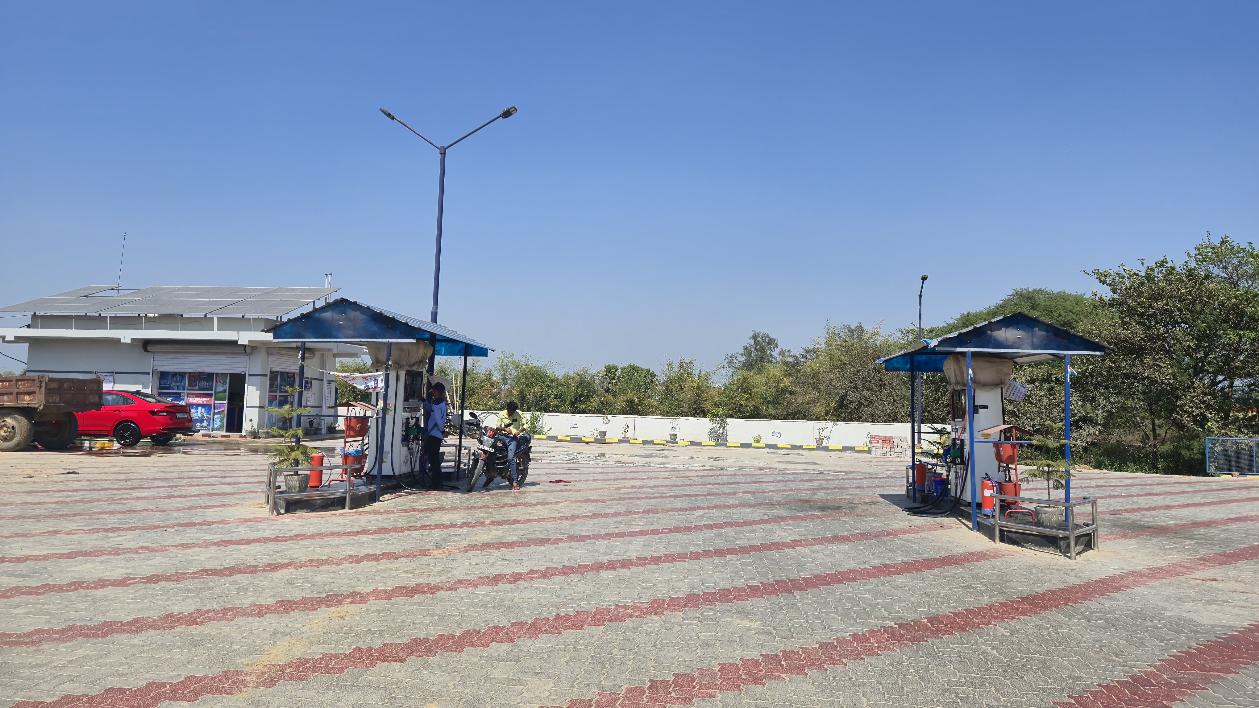 Hindustan Petroleum Corporation Limited - Udwantnagar, Bhojpur