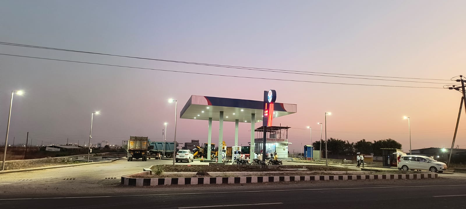 Hindustan Petroleum Corporation Limited - Gadegaon Road, Barshi