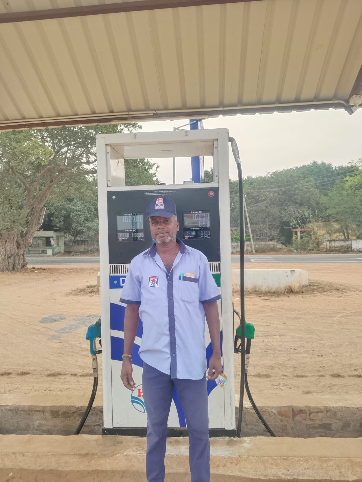 Hindustan Petroleum Corporation Limited - Kanchipuram Vandavasi Road, Tiruvannamalai