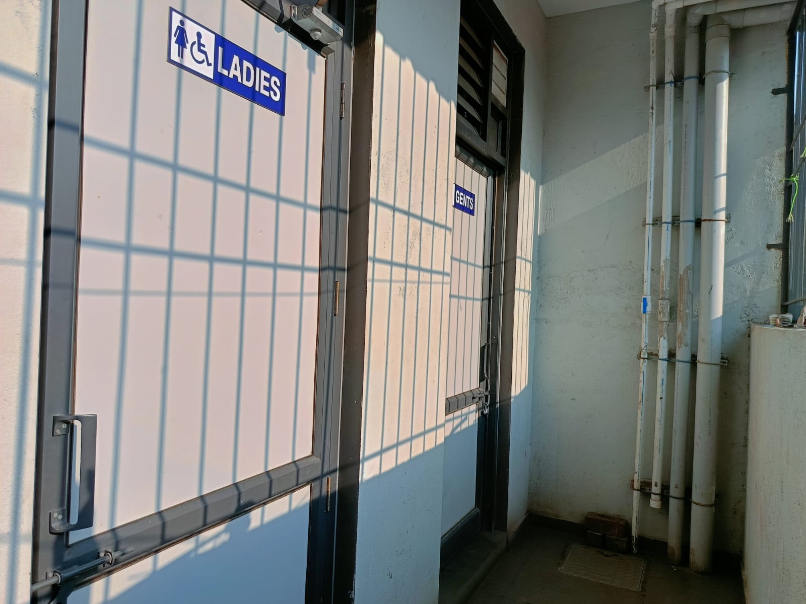 Hindustan Petroleum Corporation Limited - Unai Naka Chowk, Vyara