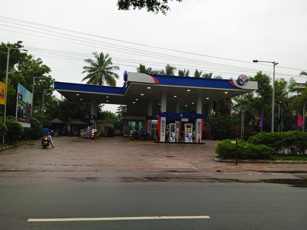 Hindustan Petroleum Corporation Limited - Sembanarkoil, Mayiladuthurai