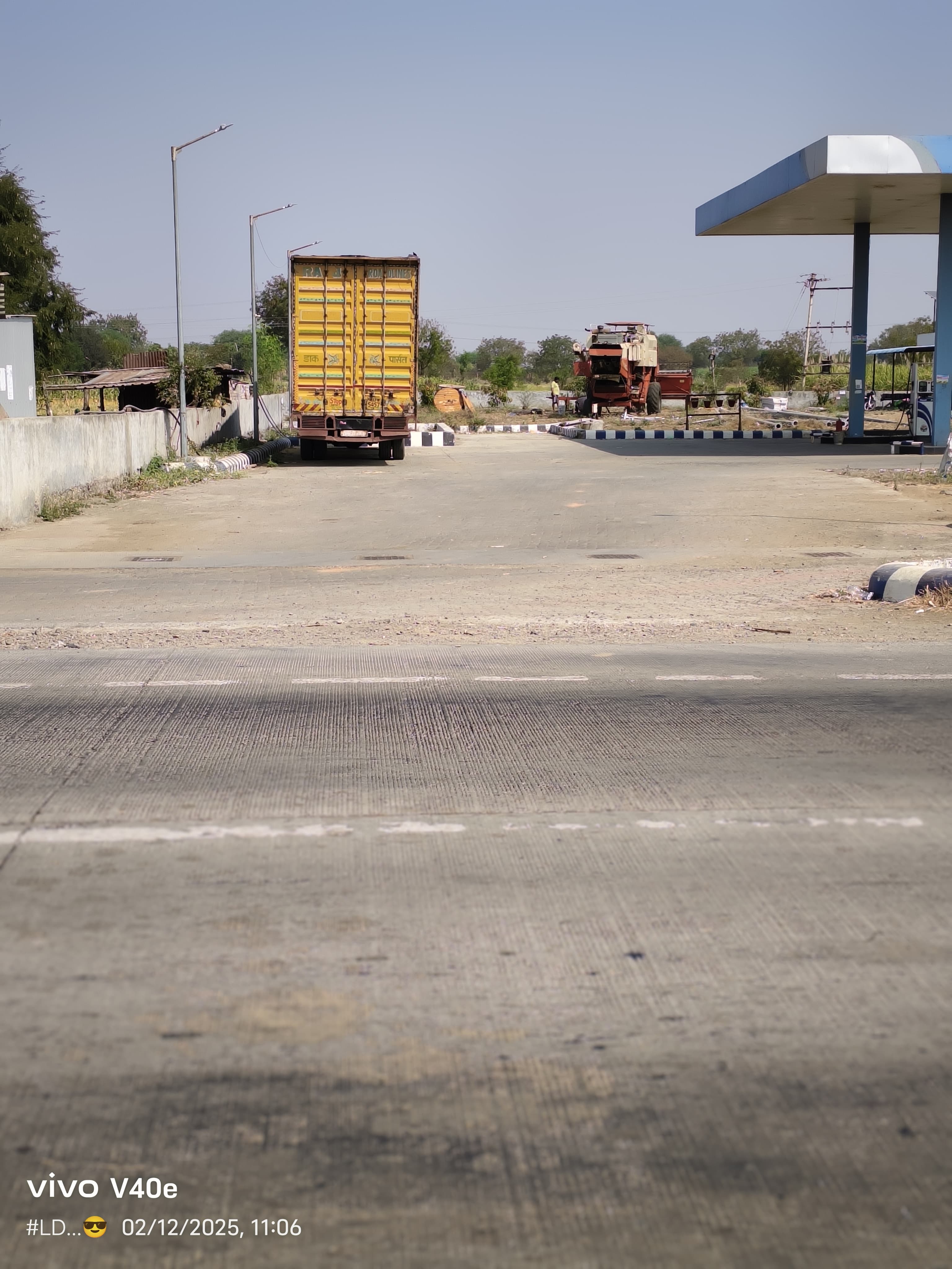 Hindustan Petroleum Corporation Limited - Chandansawargaon, Beed