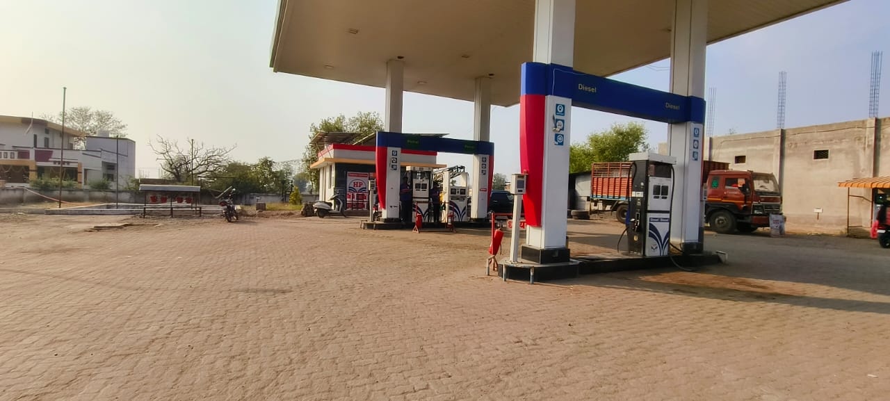 Hindustan Petroleum Corporation Limited - Warwat Bakal, Buldhana
